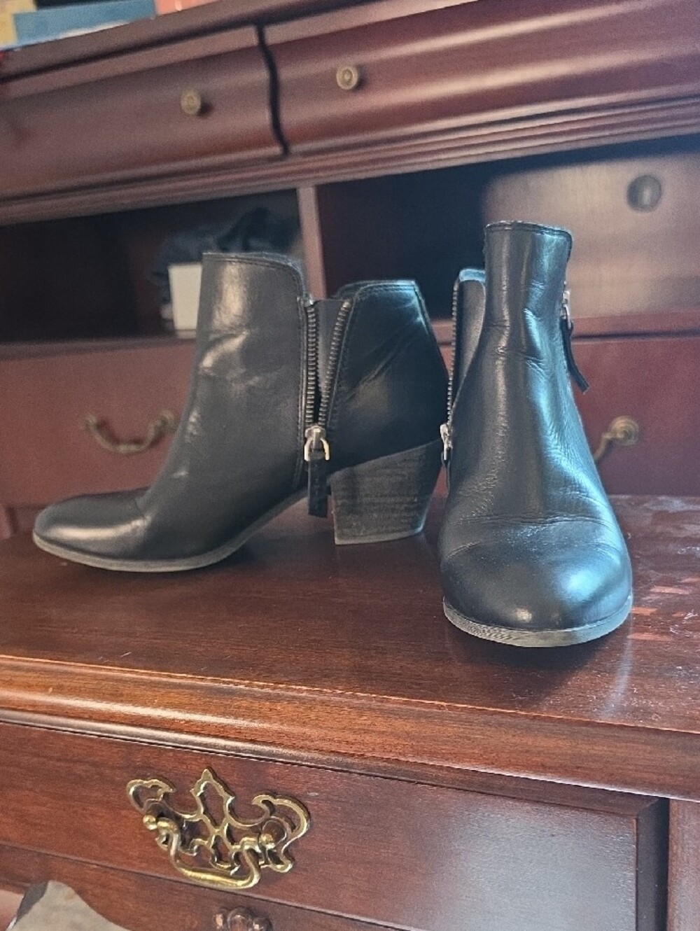 Frye Black Leather Ankle Booties with Side Zip